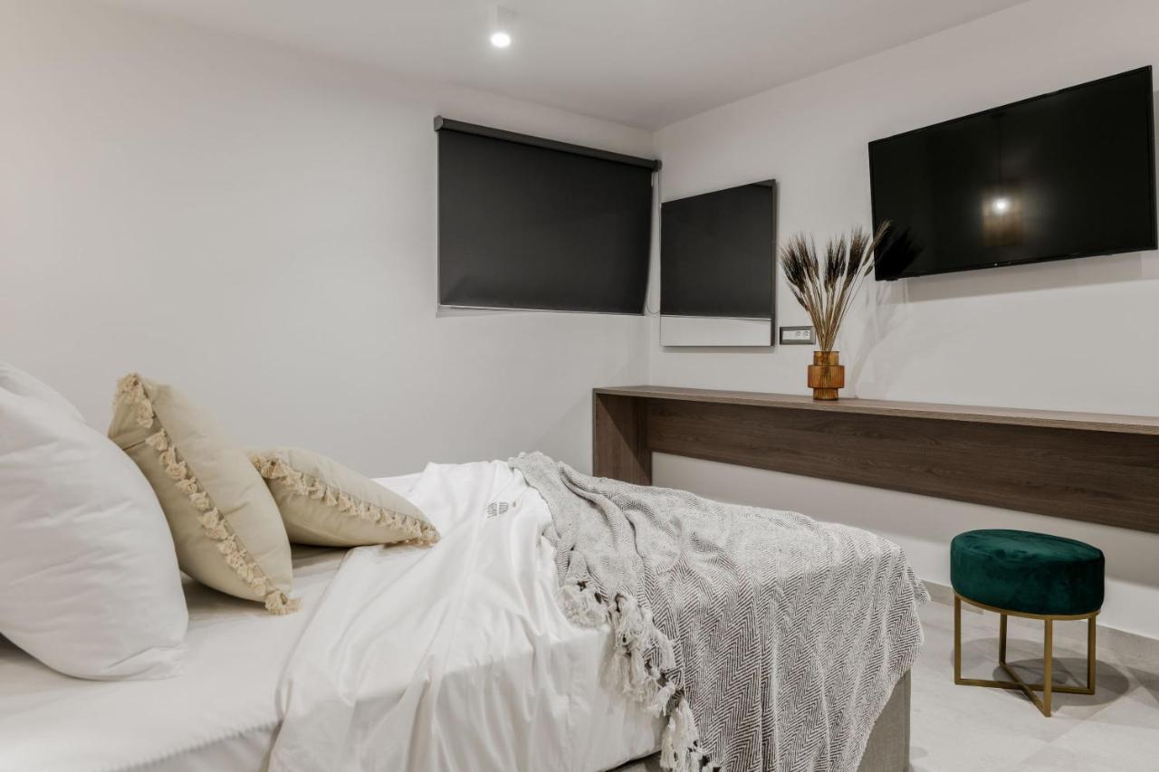 Lagoon Luxury Suites Vasilikí 외부 사진