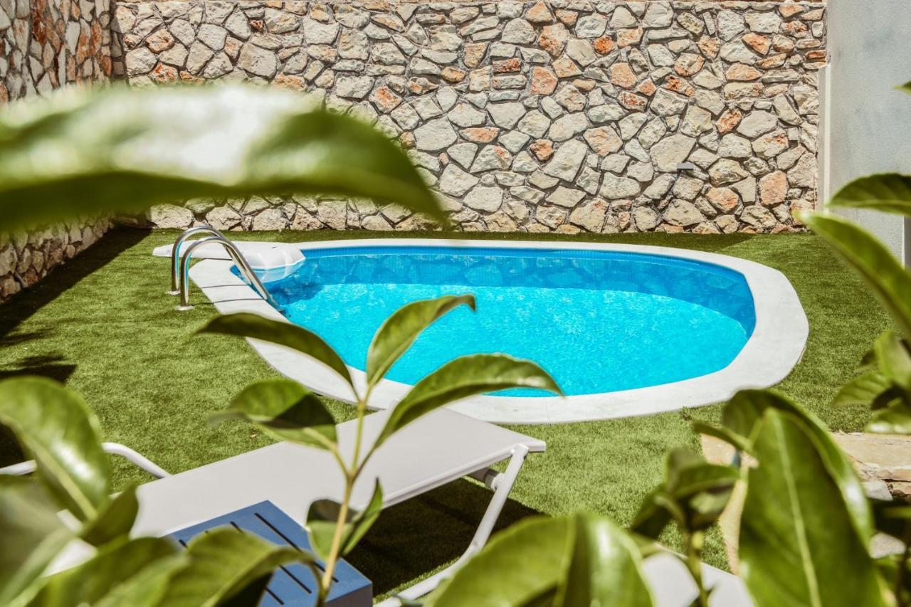 Lagoon Luxury Suites Vasilikí 외부 사진